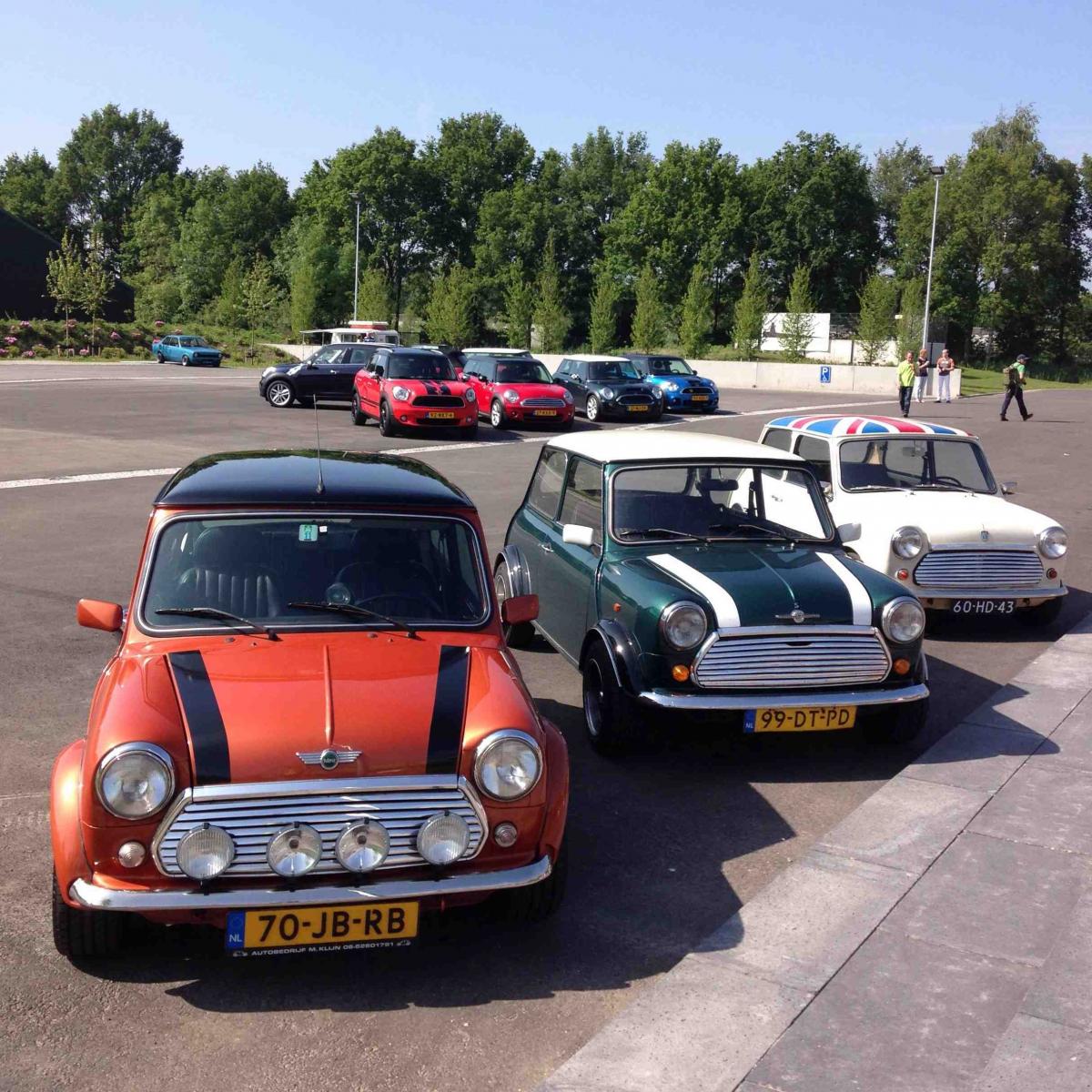 Mini's bij Classic Park