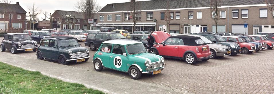 Mini's klaar voor de start in Ospel